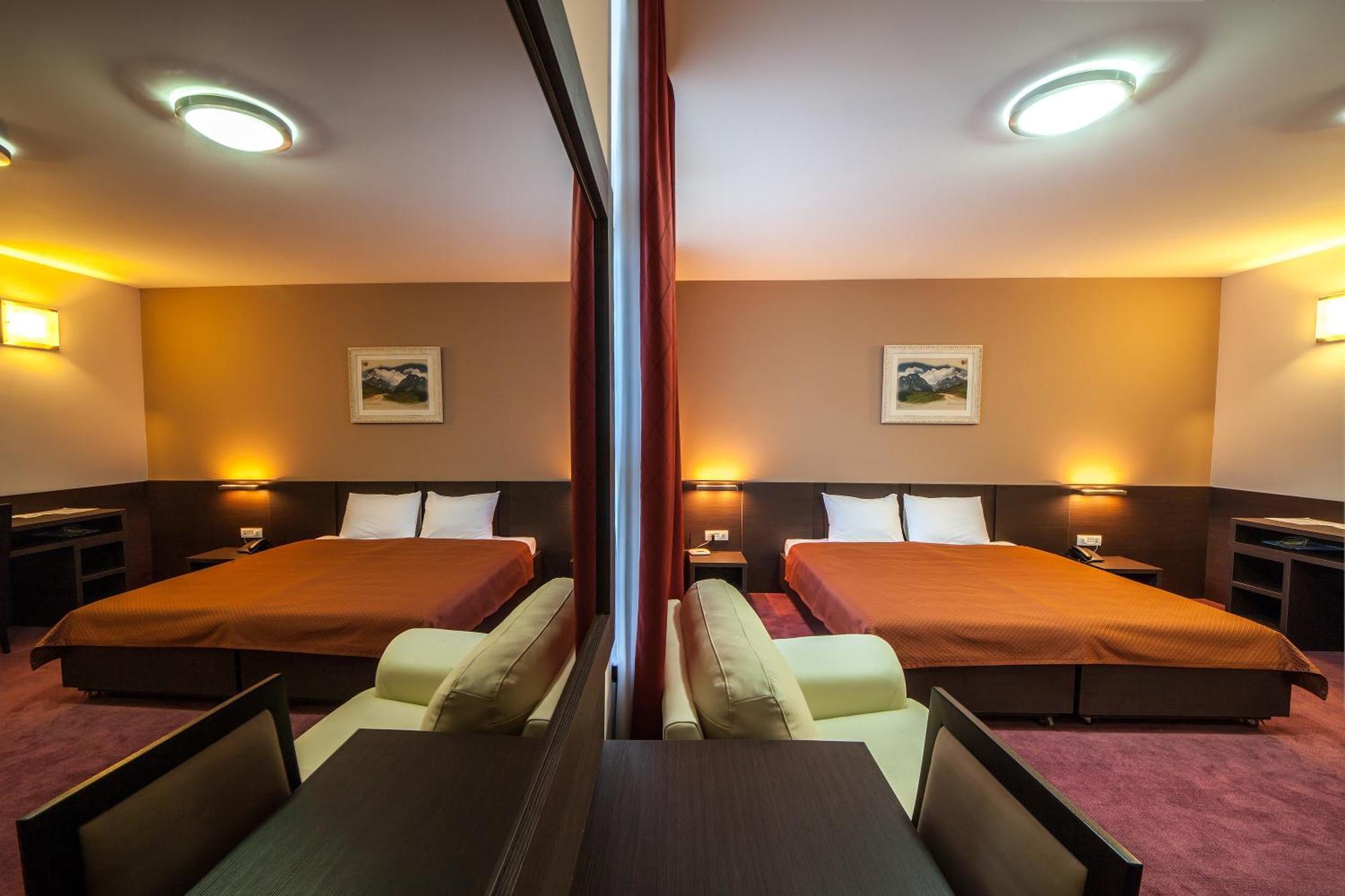 Hotel Terminus Podgorica Luaran gambar